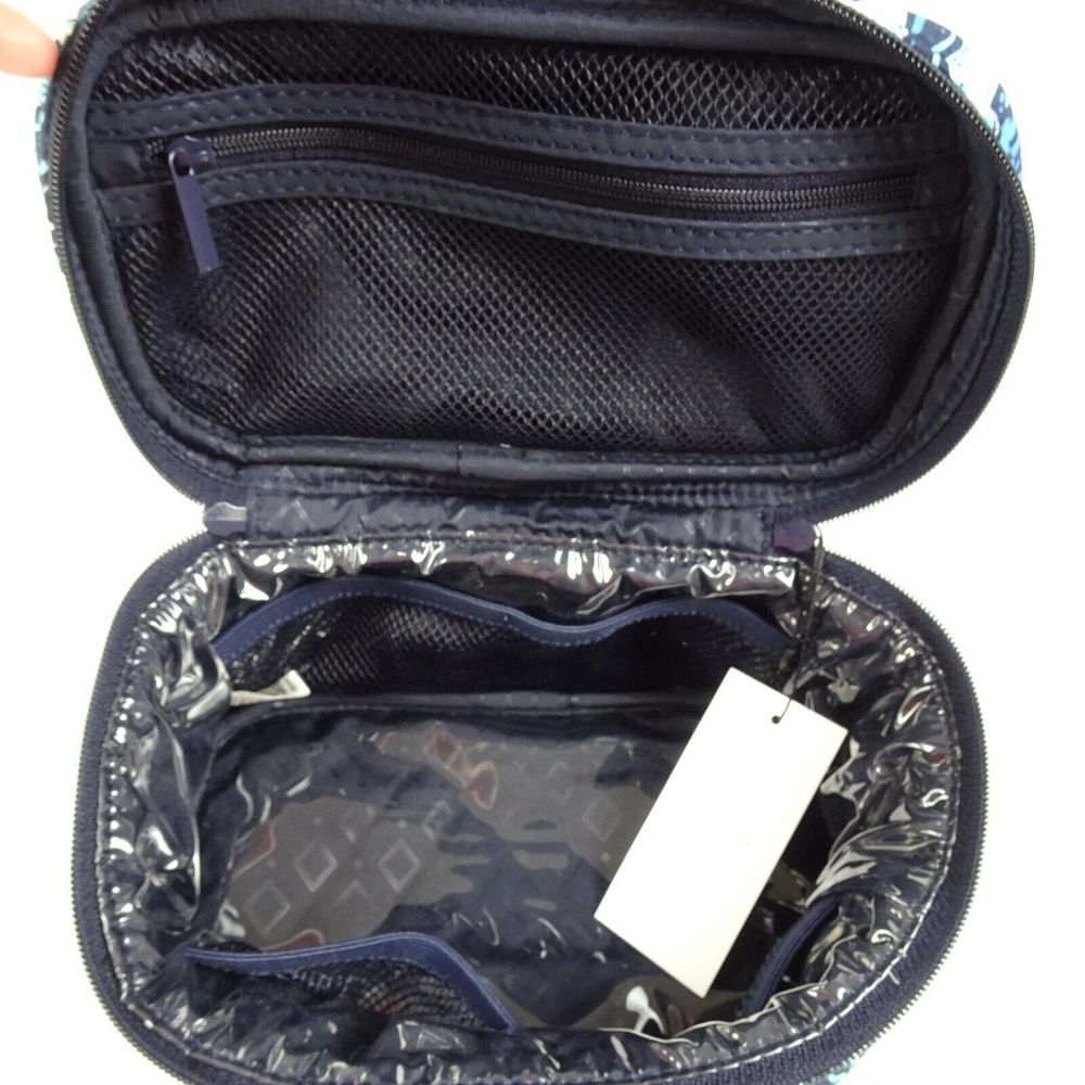 Vera Bradley Factory Style Train Case Cosmetic Make-Up Organizer SHORE ENOUGH - Picture 6 of 8
